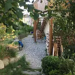Stockrose Apartament